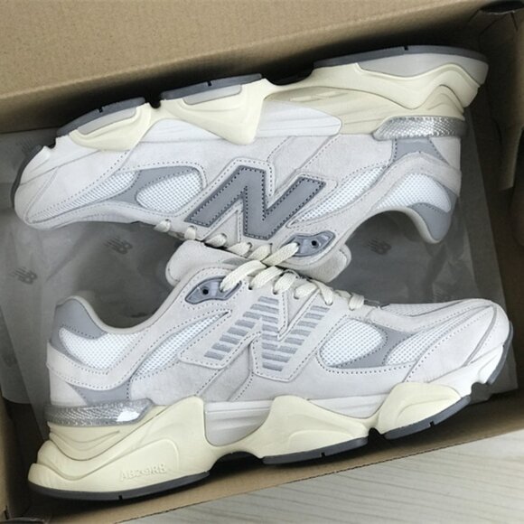 New Balance 9060 Light Blue Mens Sports Casual Shoes - Picture 3 of 14